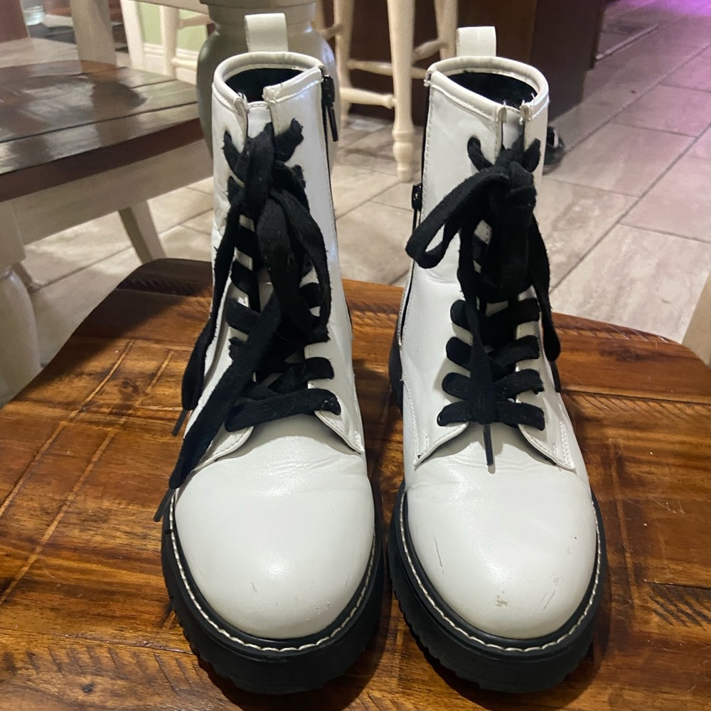 MaddenGirl Boots